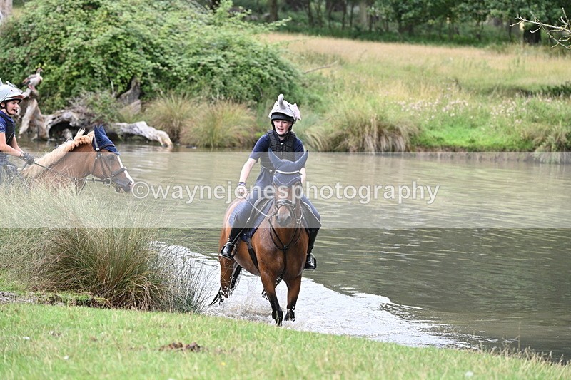 WJ7_2589 - Time at Water 11:37 to 12:13