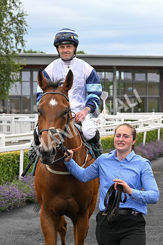 220726-Race 5-Explode-0096 - Race 5 16.12pm Sky Bet Go-Racing-In-Yorkshire Summer Festival Handicap