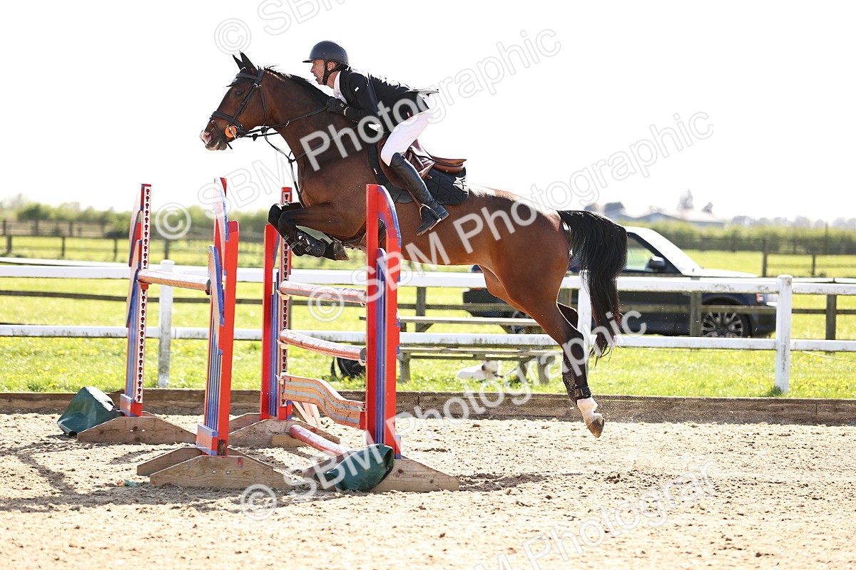 SBM_004964 - Class 19 - Senior Foxhunter - 1.20m
