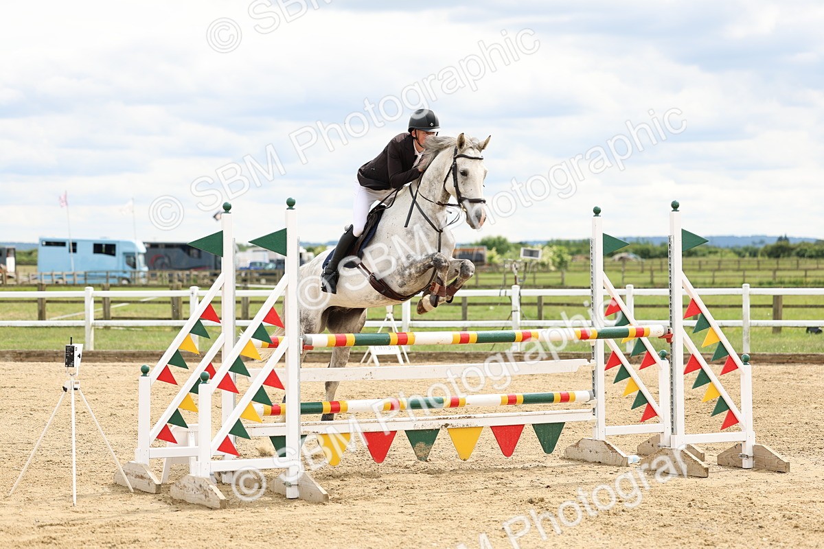 SBM_006137 - Class 19 - Senior Newcomers - 1.10m