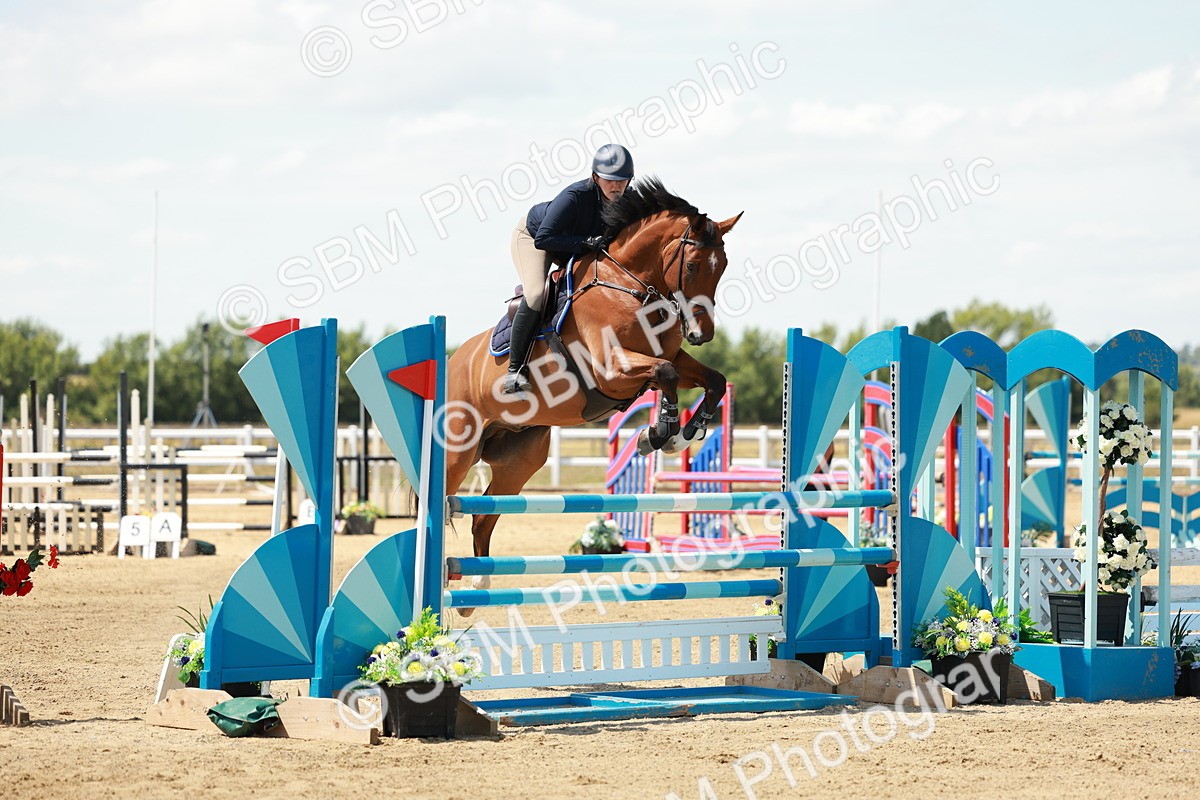 SBM_007437 - Class 3 - Senior Newcomers - 1.10m Open