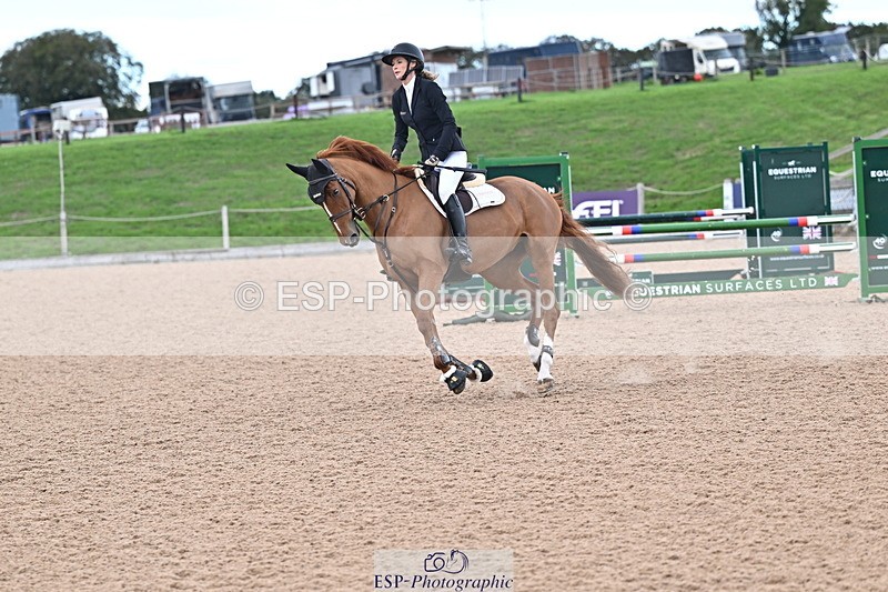 260923B-120111-00181 - Cls 03 Snr Disco & 1.00m Open
