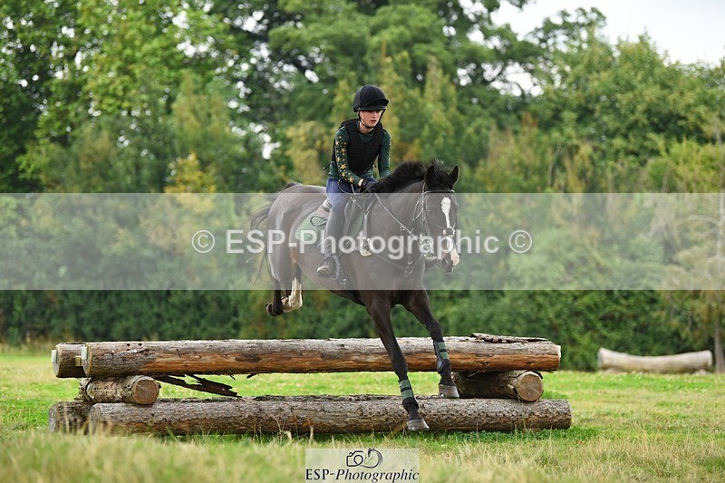 230817-130626-01978 - Kay's 1st Group - XC