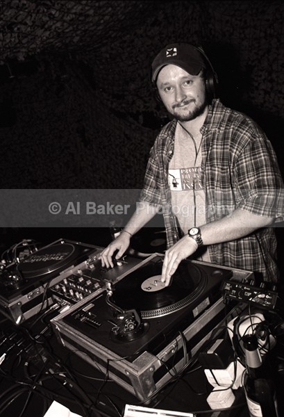 40 dj vadim - Sub Tub @ music box 02.06.02