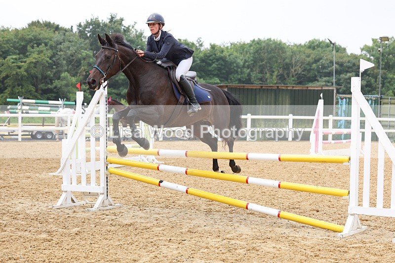 3E7A5627 - Class 4: Senior British Novice/90cm open