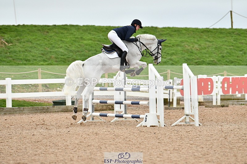 240112A-114947-00588 - Cls 4 Snr 1.05m