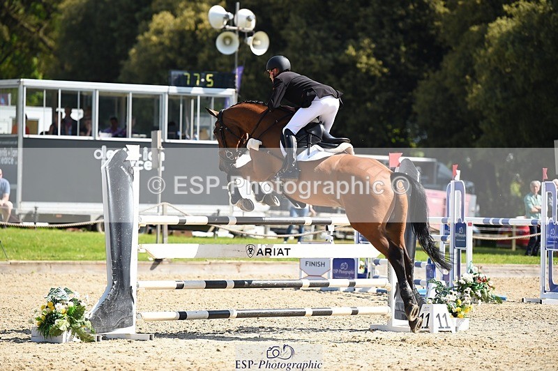 230528-101452-14849 - 260-LOW_MOOR_LUCKY-Tom_Woodward-SJ