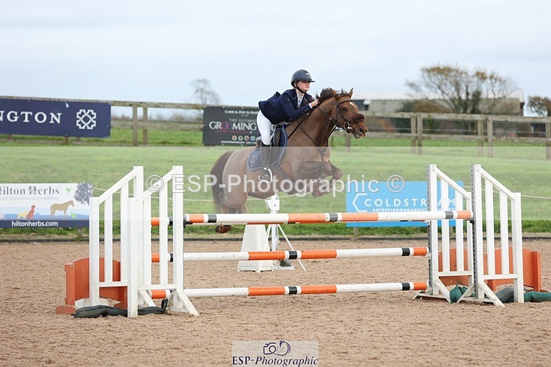 241117X-142234-04928 - Cls 37s 138cm