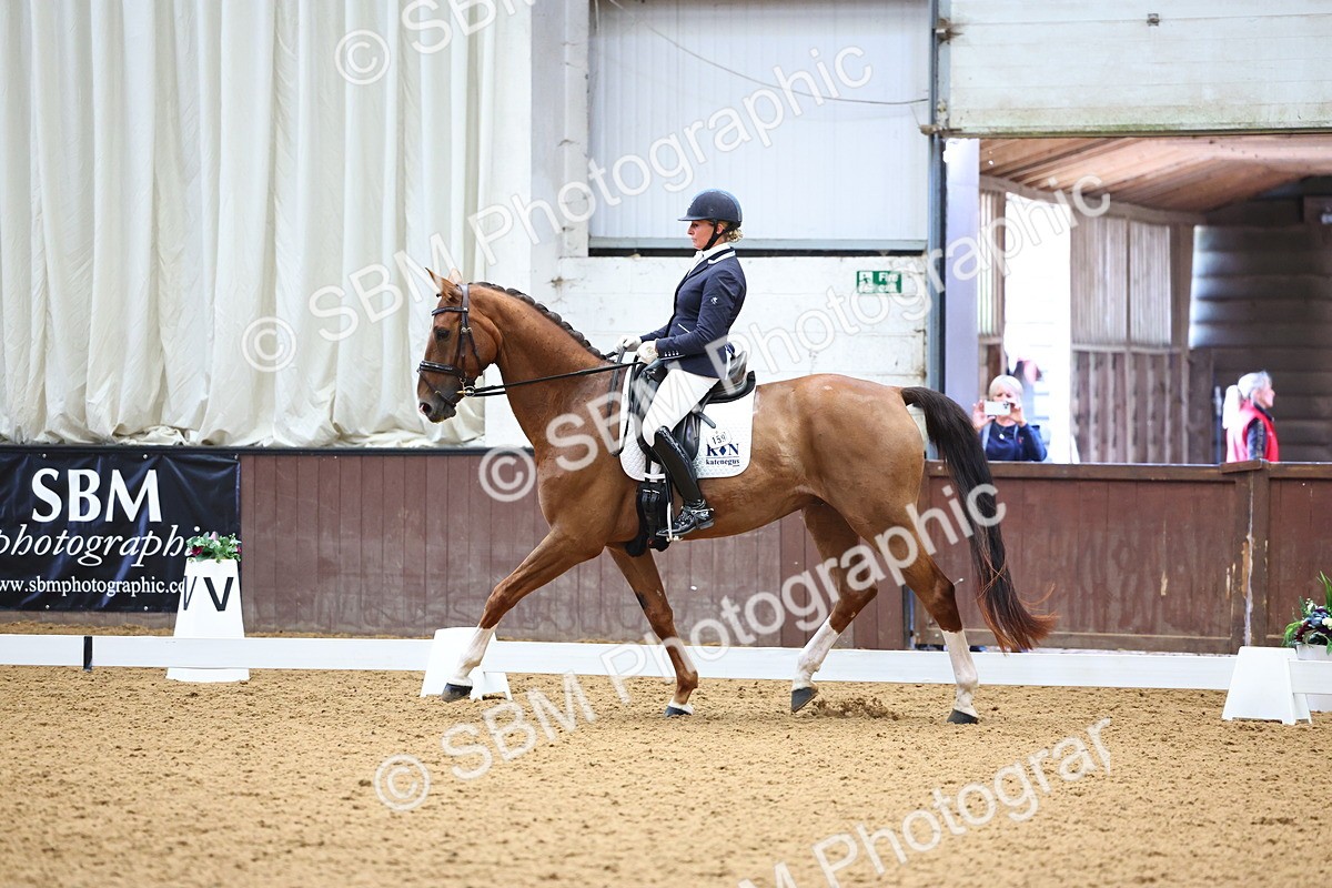 SBM_005675 - Class 5 - Novice 6 - 9.30-10.33