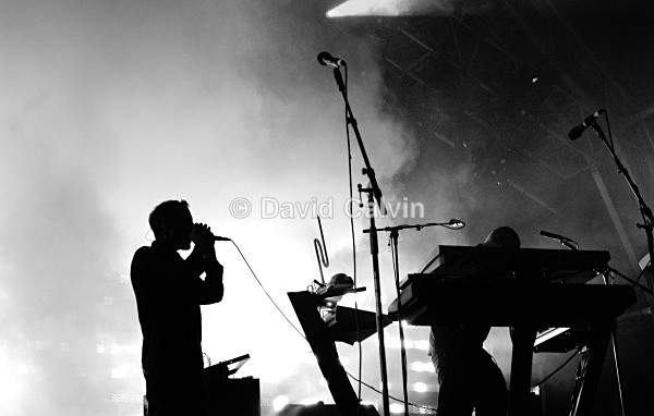 Massive Attack 1 - Live Artists