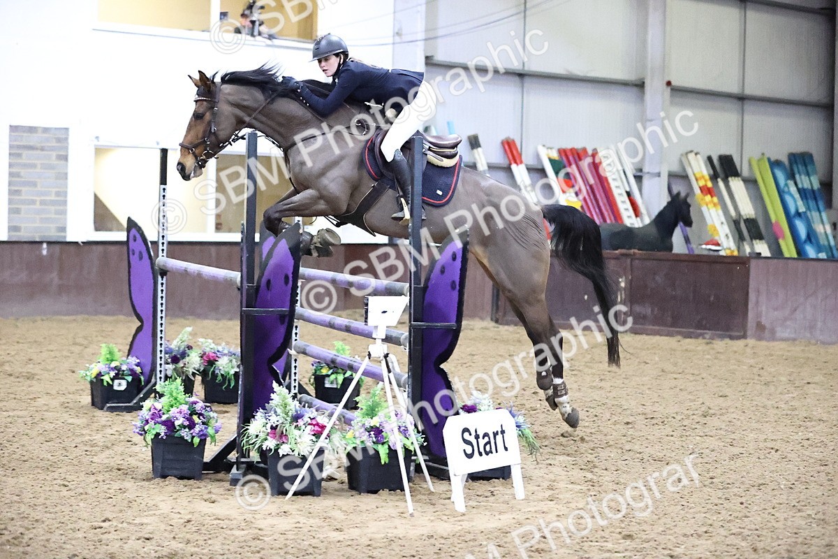 SBM_010151 - Class 25 - Equestrian Senior Foxhunter 1.20m
