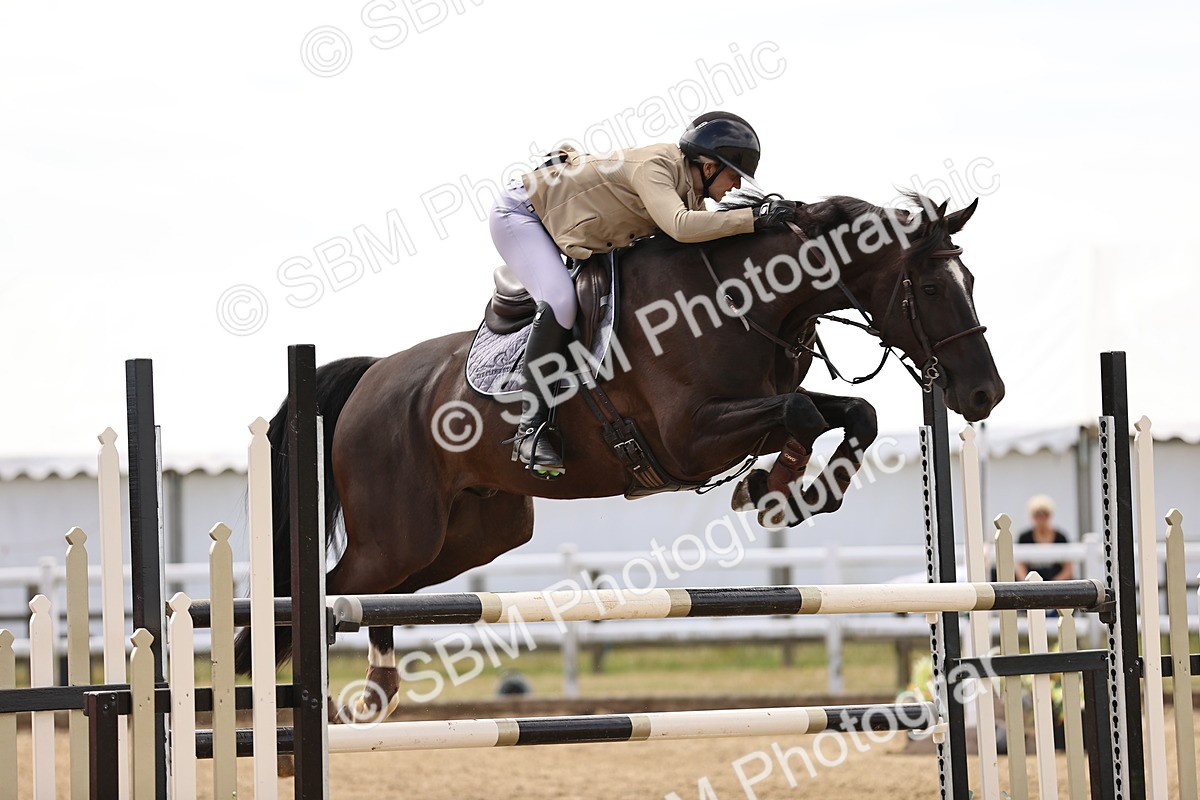 SBM_010427 - Class 9 - Senior Foxhunter - 1.20m Open