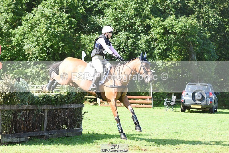 230820X-100432-1430 - BE90 XC 09.40 to Rider 151 at 11.44