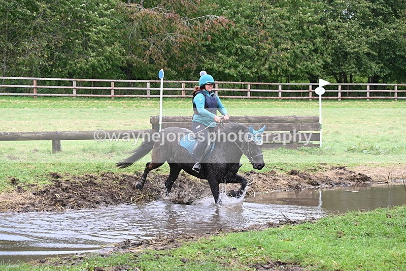 WJ6_6679 - Time at Photographer 13:06 to 13:23