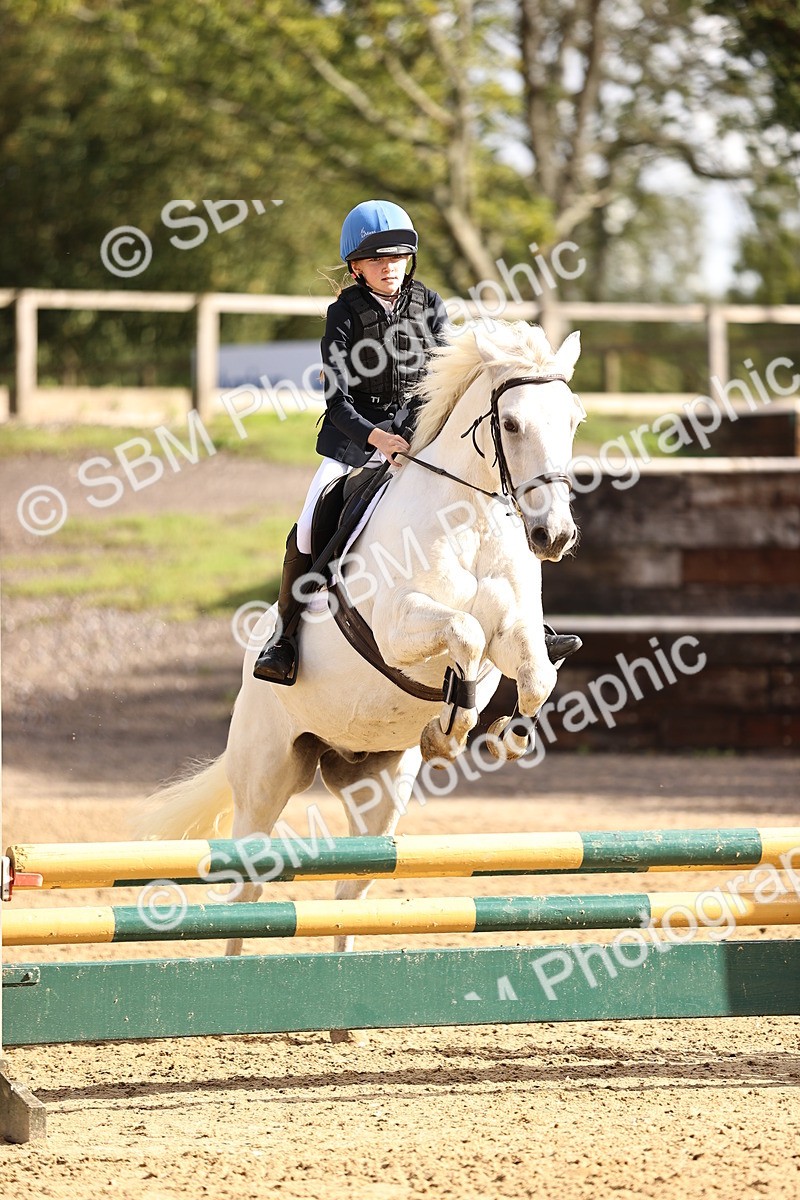 SBM_47992 - J9 - Junior Pony 70cm Championship