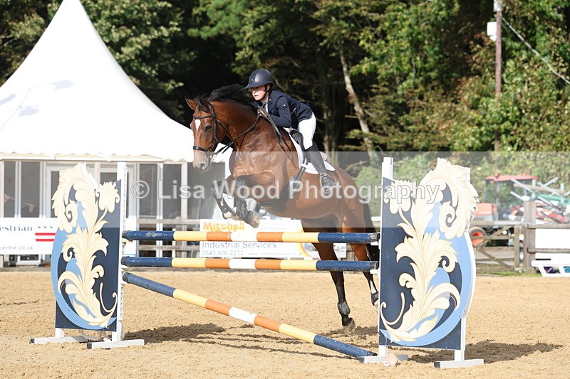 3E7A0625 - Class 13: Senior Newcomers/1.10m open
