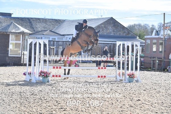 BPP_1687 - CLASS 18 SUN Senior Newcomers/ 1.10m Open