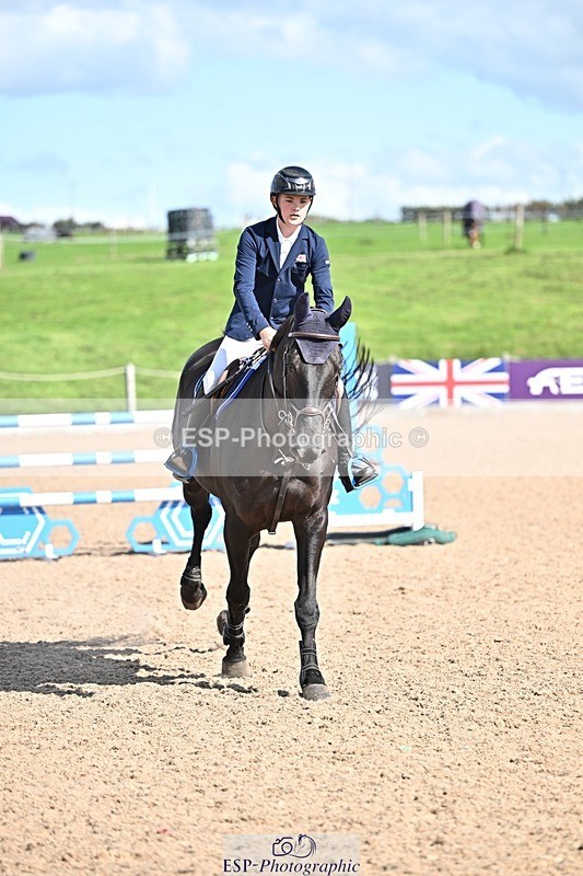 250924-125626-00309 - Cls 4 Newcomers and 1.10m Open