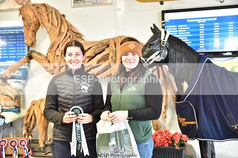 250214-130648-00335 - Freestyle Medium Silver Presentation