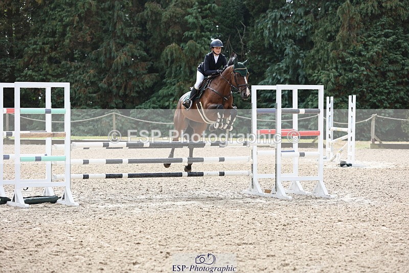 250831A-120649-10101 - Cls 42 Snr 1m Grand Prix