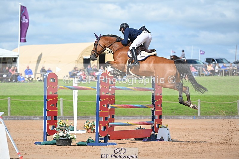 230721A-160550-07612 - Cls 10, 2 Star Big 1.45m Start to break