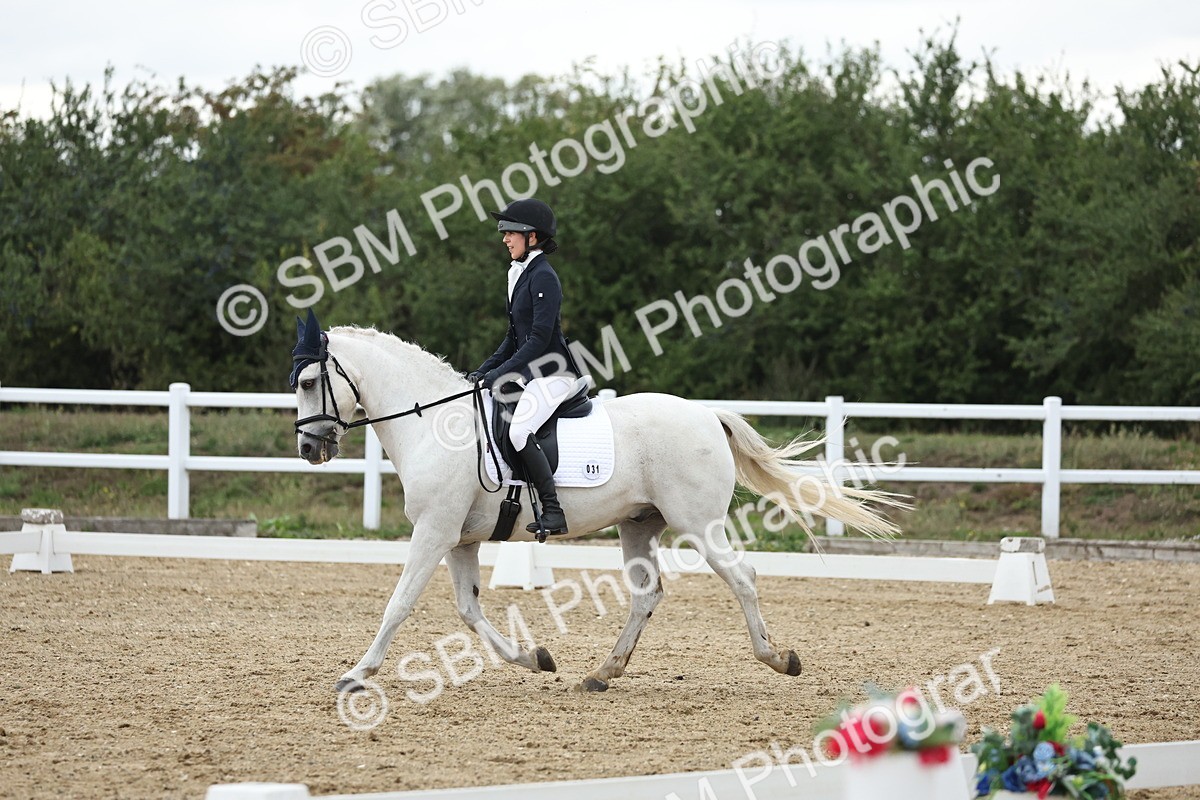 SBM_004247 - Class 8 - Novice 3 Champs
