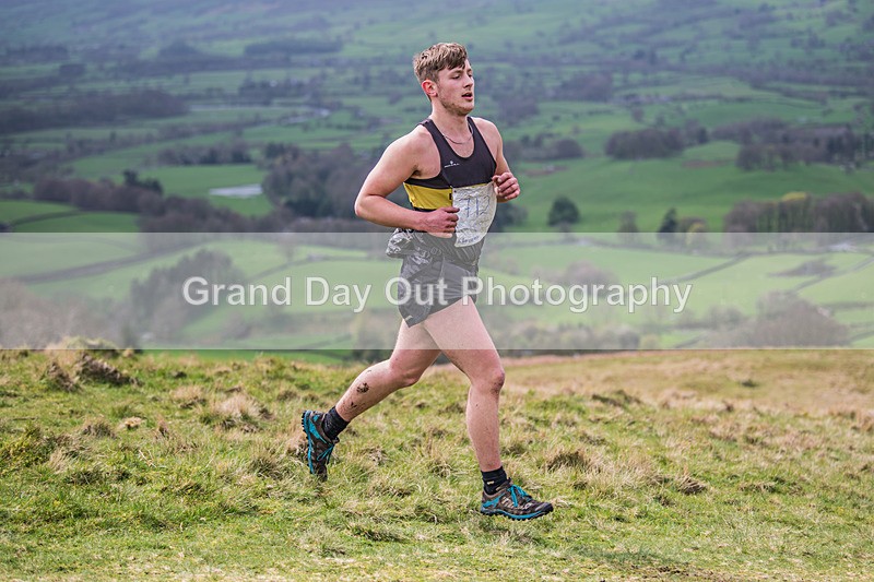 Arant Haw Seniors-128 - Kendal Winter League Arant Haw (Senior Race) Sunday 14th April 2024