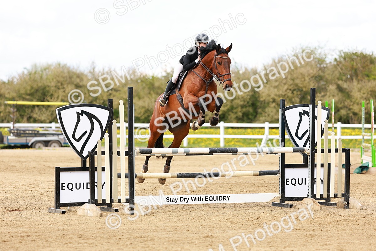 SBM_002249 - Class 4 - Senior Newcomers - 1.10m