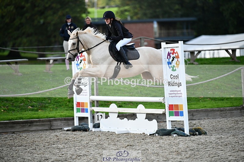 251004A-162907-02083 - Classes 10 & 11 80cm