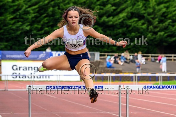 Age26 SAT-916233 - Track Female Set One