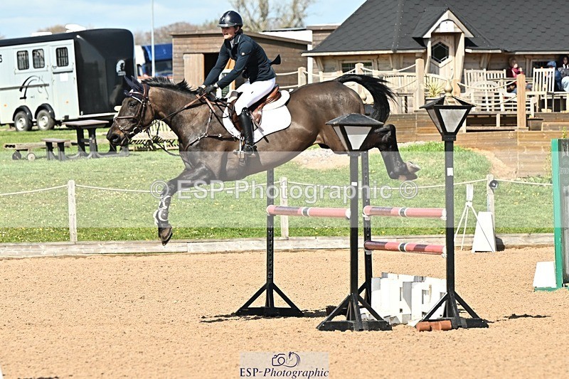 250416-151223-01634 - Cls 6 Foxhunter and 1.20m