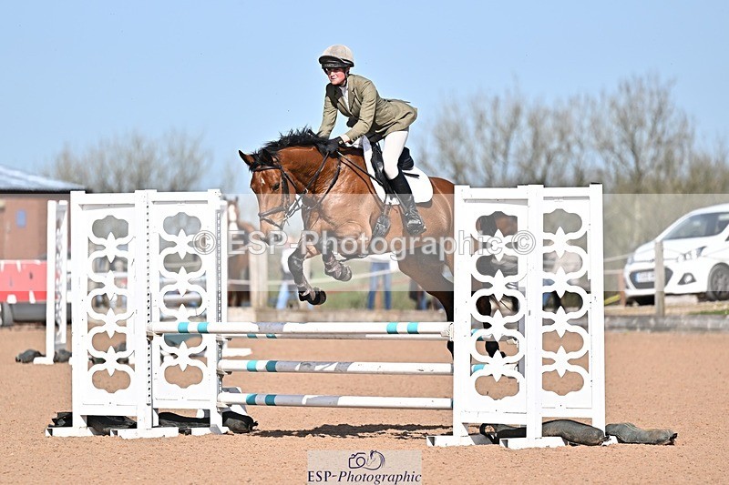 260408-110118-00291 - Cls 2 British Novice and 90cm