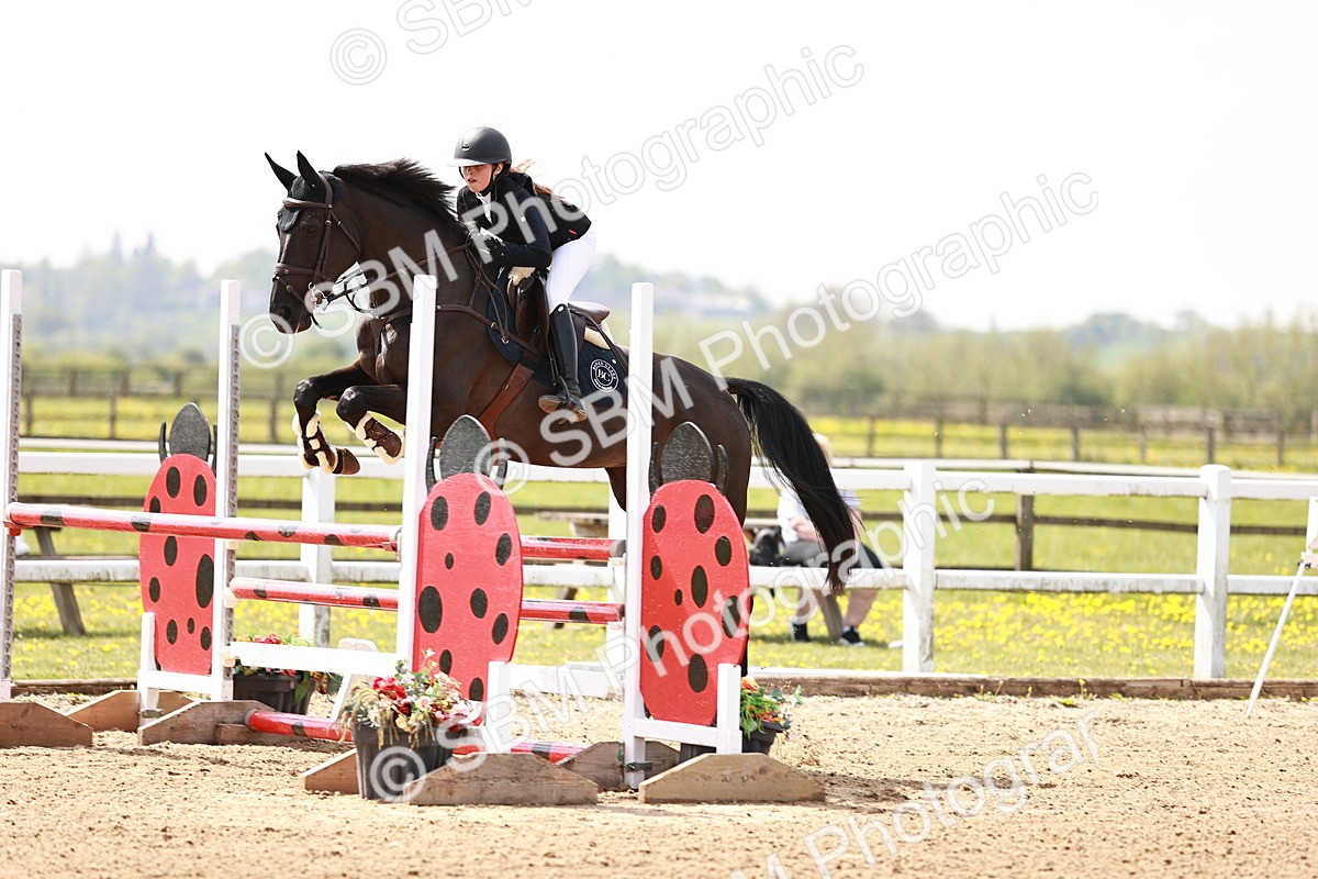  - Class 24 - Senior Newcomers - 1.10m