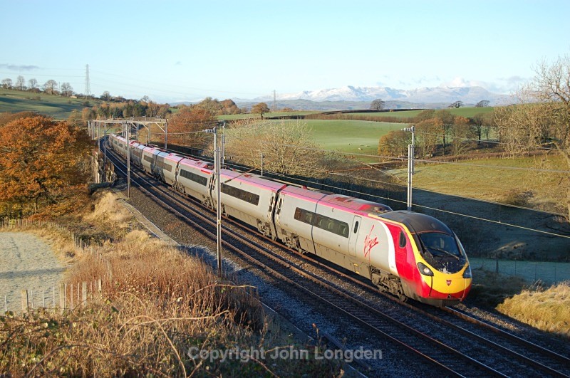 19.11.13 - 390115 1S39 07.20 BNS - Glasgow, Docker - West Coast Main Line (north to south)