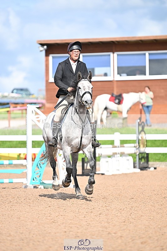 240806A-165240-00383 - 70cm BS Club & Schools