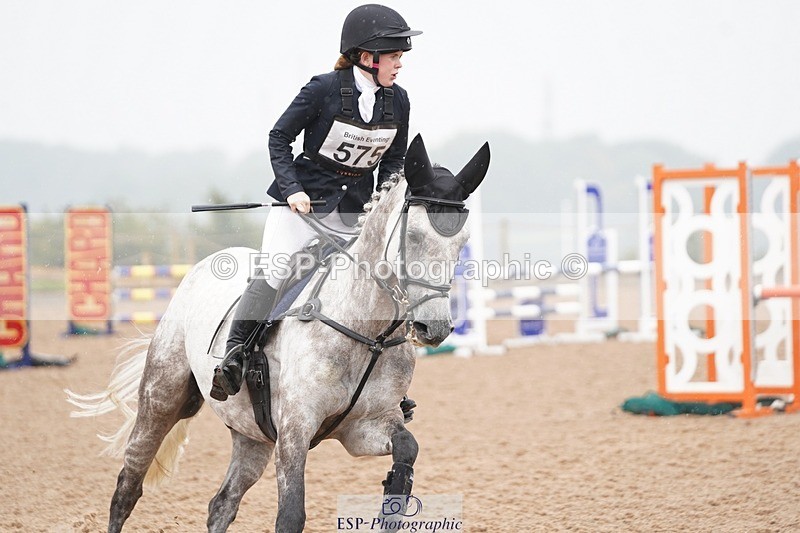 240901A-145120-10158 - 575-Lily.Nutland-ARGENTA