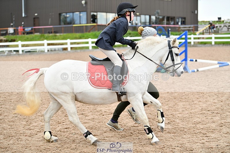 241013B-104437-00447 - Cls 2c 40cm Lead Rein