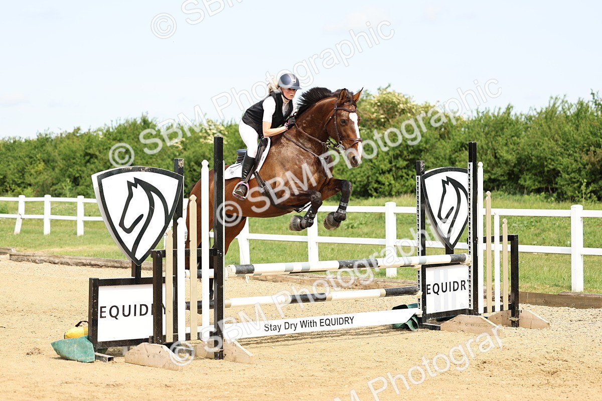 SBM_004618 - Class 16 - Senior British Novice - 90cm