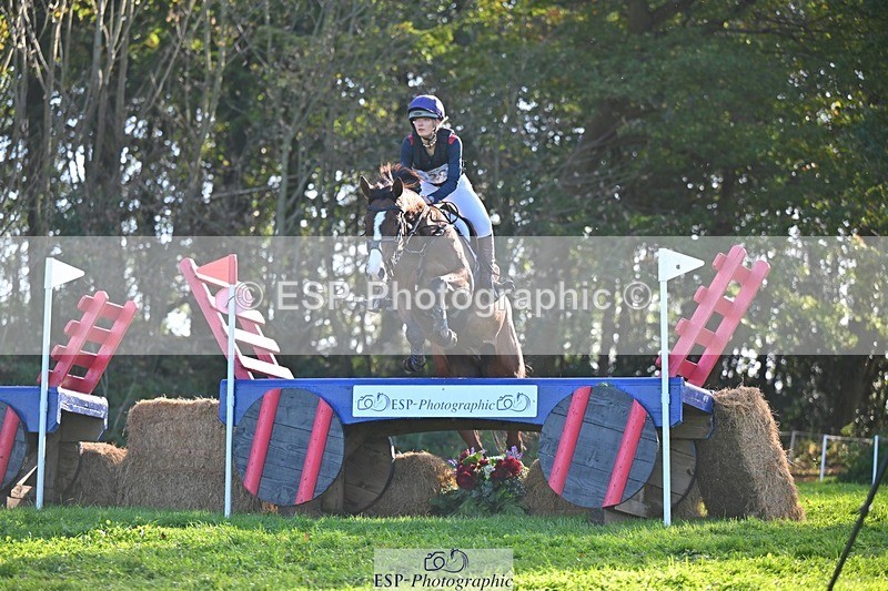 241026-143639-14108 - 520-Lottie.Newton-GOSSAMER