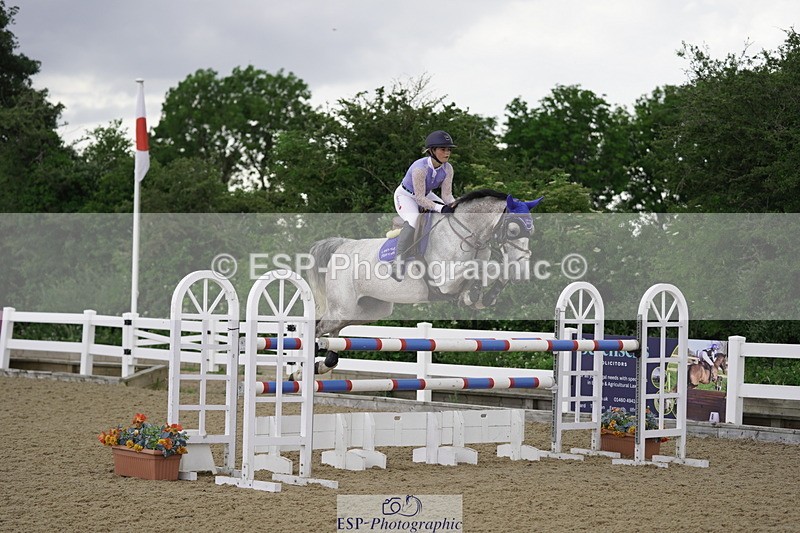 230625A-151520-04502 - Cls 12 Children on Horses 95cm + 1.15m