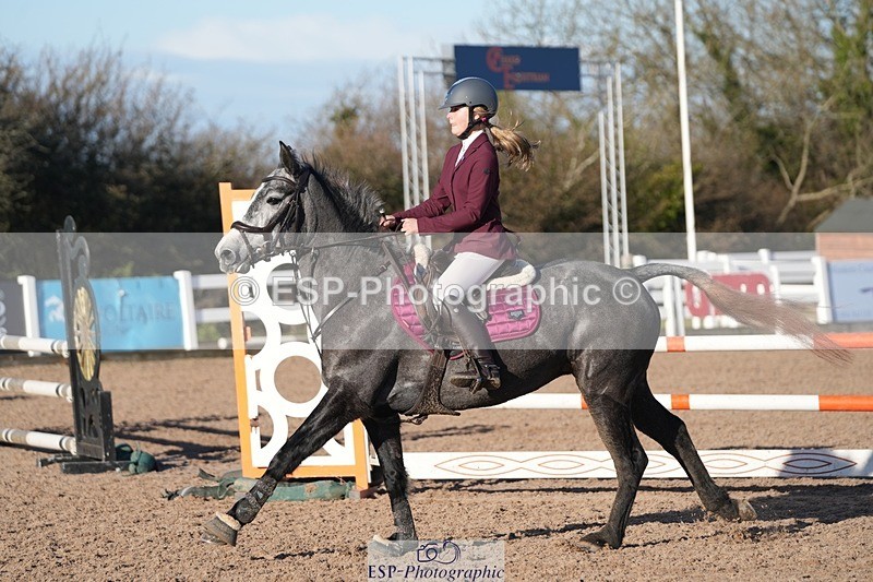 251130-113031-01096 - Cls 5 Pony Discovery & 90cm Open