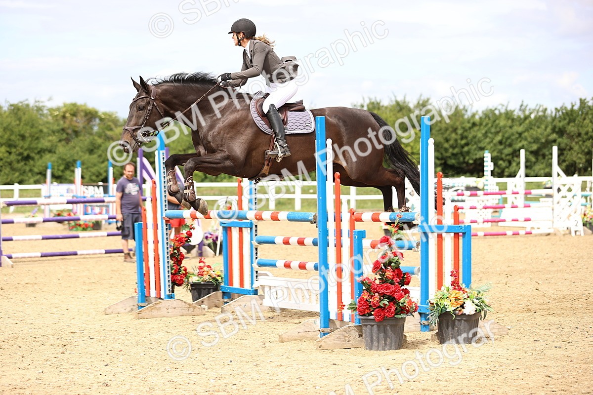 SBM_007837 - Class 19 - Senior Newcomers - 1.10m