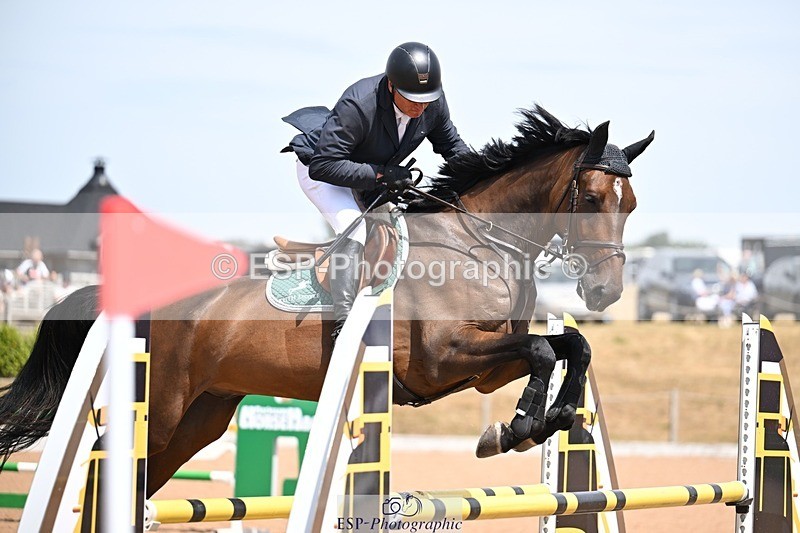 260802-125214-10910 - Cls 51 Chard 5 year olds Jump Off