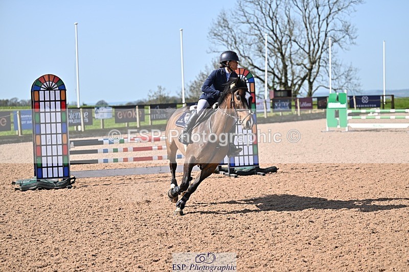 260408-105708-00276 - Cls 2 British Novice and 90cm