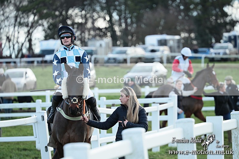 PtP 141225  1817 - New Forest Hounds PtP Larkhill 14/12/25