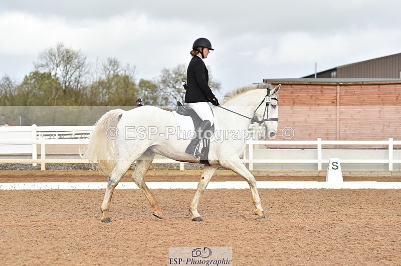 231104A-114646-01592 - Cls 5 Novice 37A