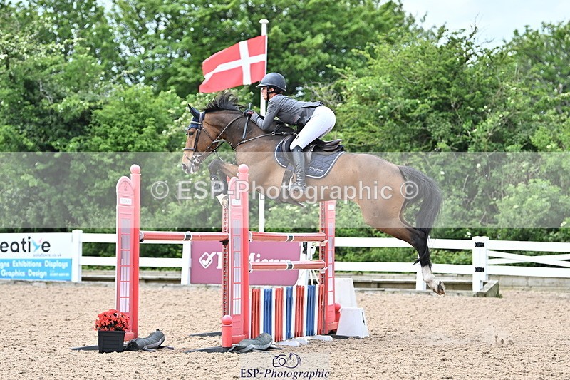 240523A-121937-01714 - Cls 3 Foxhunter