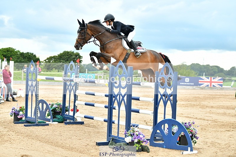 230720A-153839-03974 - Cls 9, 2 Star Big 1.40m Start to break