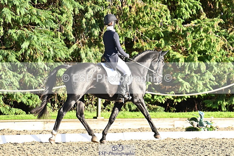 251023A-161136-05812 - A-013-Louisa.Lockwood
