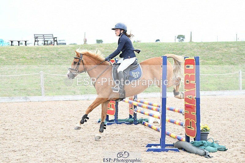 250807-103515-00189 - 80cm Round 1